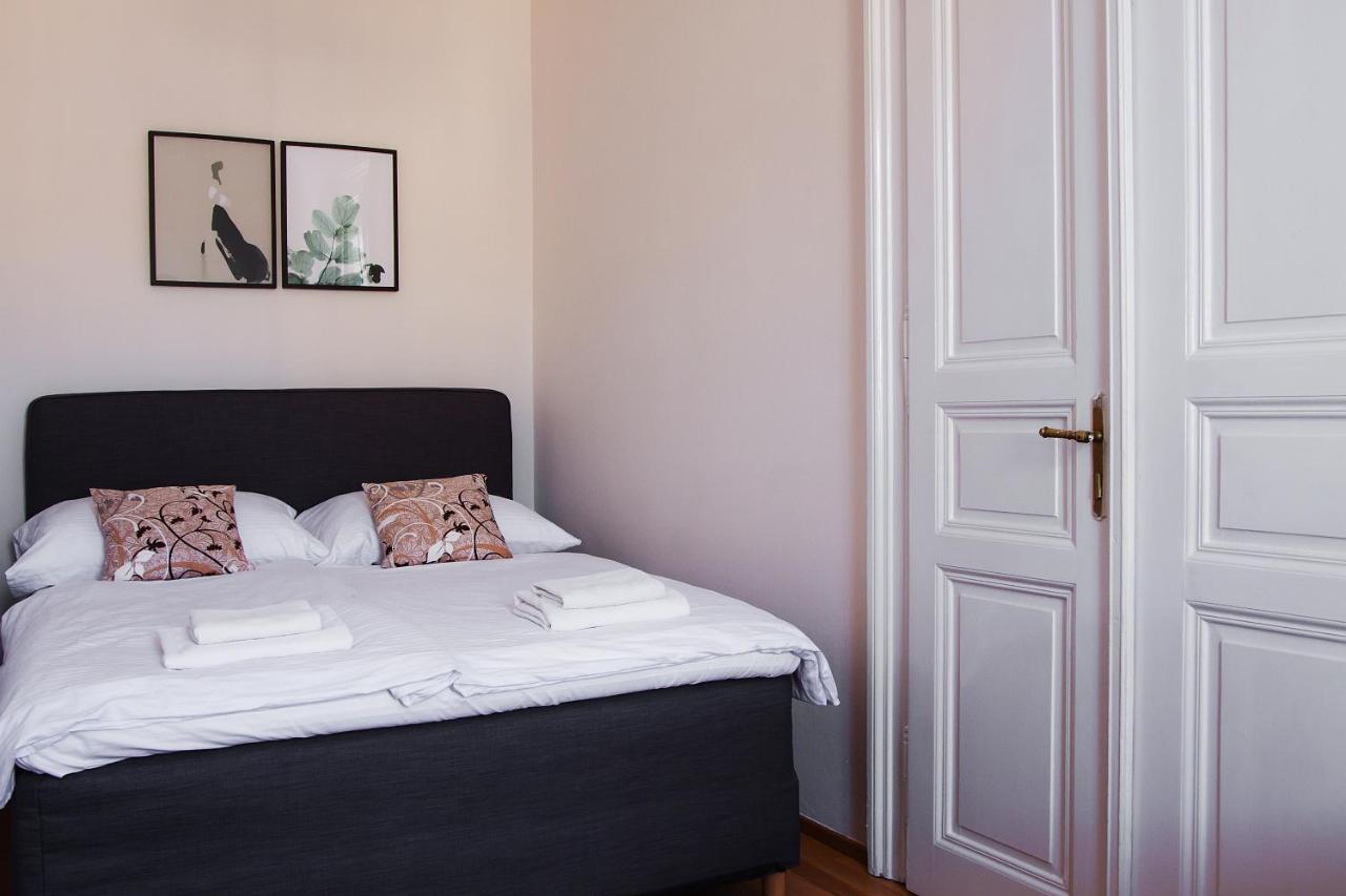 Stylish In The Heart Of The Old Town * Praag